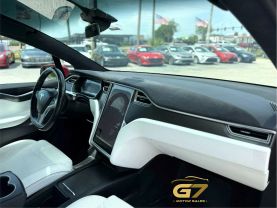 2016 Tesla Model X - Image 11