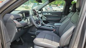 2025 Ford Explorer - Image 7