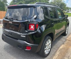 2021 Jeep Renegade - Image 7