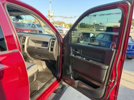 2019 RAM 1500 CLASSIC CREW CAB PICKUP V6, TURBO ECODSL, 3.0L TRADESMAN PICKUP 4D 5 1/2 FT