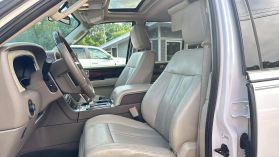 2016 Lincoln Navigator - Image 15
