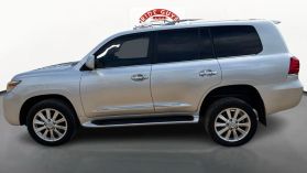 2010 LEXUS LX SUV V8, VVT, 5.7 LITER LX 570 SPORT UTILITY 4D