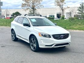 2017 VOLVO XC60 SUV 4-CYL, DRV-E, TURBO, 2.0L T6 DYNAMIC SPORT UTILITY 4D