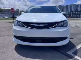 2023 CHRYSLER VOYAGER