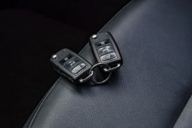2012 Volkswagen Beetle - Image 47