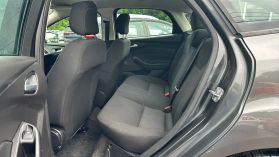 2018 Ford Focus - Image 13