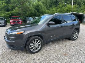 2018 JEEP CHEROKEE SUV V6, 3.2 LITER LIMITED SPORT UTILITY 4D at T&T Repairables - used car dealership in Spencer, Indiana.