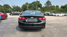 2018 Chevrolet Malibu - Image 4