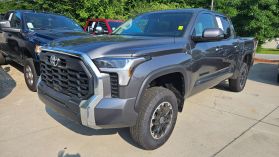 2024 Toyota Tundra Crewmax - Image 1