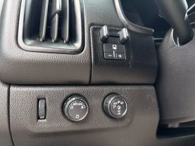 2018 Chevrolet Colorado Crew Cab - Image 25