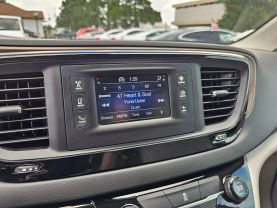 2017 CHRYSLER PACIFICA VAN V6, 3.6 LITER TOURING MINIVAN 4D