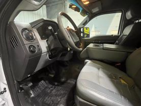 2013 FORD F250 SUPER DUTY CREW CAB PICKUP V8, FLEX FUEL, 6.2 LITER XLT PICKUP 4D 8 FT