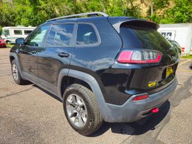 2019 JEEP CHEROKEE SUV V6, 3.2 LITER TRAILHAWK SPORT UTILITY 4D