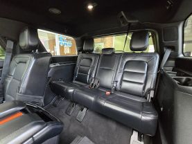 2019 Lincoln Navigatorreserve Sport Utility 4d - Image 17