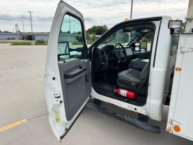 2012 FORD F550 SUPER DUTY REGULAR CAB & CHASSIS CAB_CHASSIS V8, TURBO DIESEL, 6.7 LITER 165" W.B. 2D