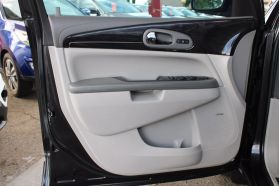 2017 Buick Enclave - Image 19