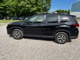 2023 SUBARU FORESTER SUV 4-CYL, 2.5 LITER PREMIUM SPORT UTILITY 4D at T&T Repairables - used car dealership in Spencer, Indiana.