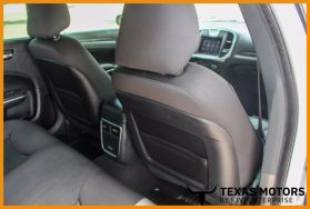 2019 CHRYSLER 300 SEDAN V6, 3.6 LITER 300 TOURING SEDAN 4D