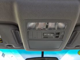 2009 Toyota Highlander - Image 21