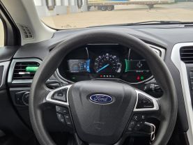 2016 Ford Fusion - Image 21