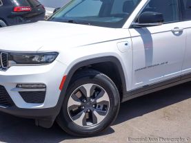 -2023 Jeep Grand Cherokee 4xe - Image 3