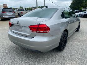 2014 VOLKSWAGEN PASSAT