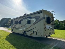 Used 2019 THOR MOTOR COACH WINDSPORT - - 29M - LA Auto Star located in Virginia Beach, VA