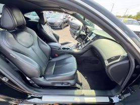 2017 INFINITI Q60