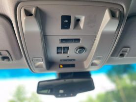 2015 Cadillac Escalade - Image 16
