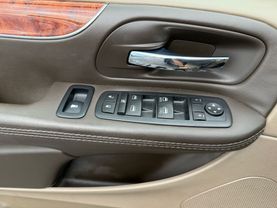 2016 CHRYSLER TOWN & COUNTRY VAN GRAY AUTOMATIC - Budget Used Car Sales