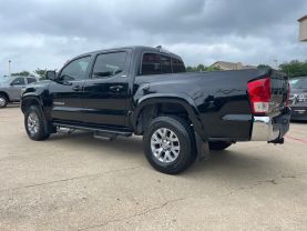 2017 TOYOTA TACOMA DOUBLE CAB SR5 PICKUP 4D 5 FT