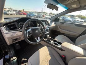 2019 HYUNDAI SONATA SEDAN 4-CYL, SULEV, 2.4 LITER SE SEDAN 4D