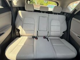 2017 HYUNDAI TUCSON SUV 4-CYL, 2.0 LITER SE SPORT UTILITY 4D