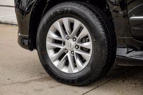 2017 LEXUS GX SUV V8, 4.6 LITER GX 460 SPORT UTILITY 4D