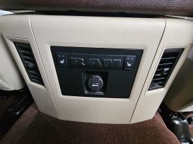 2016 RAM 1500 CREW CAB