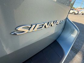 2008 TOYOTA SIENNA