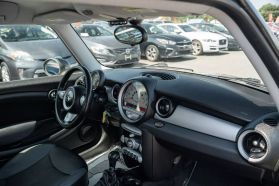 2010 MINI HARDTOP HATCHBACK 4-CYL, 1.6 LITER COOPER HATCHBACK 2D