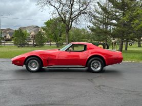 1974 CHEVROLET CORVETTE COUPE L48 V8 (350) STINGRAY