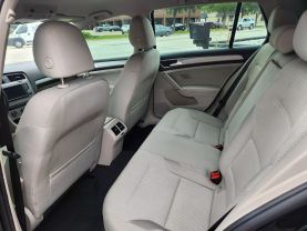 2017 VOLKSWAGEN GOLF HATCHBACK 4-CYL, TURBO, 1.8 LITER TSI S HATCHBACK SEDAN 4D