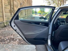 2011 HYUNDAI SONATA SEDAN 4-CYL, 2.4 LITER LIMITED SEDAN 4D