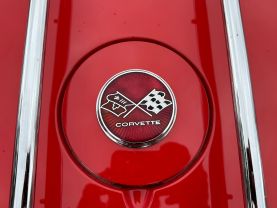 1974 CHEVROLET CORVETTE COUPE L48 V8 (350) STINGRAY