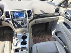 2011 JEEP GRAND CHEROKEE SUV V6, FLEX FUEL, 3.6 LITER LAREDO SPORT UTILITY 4D