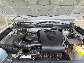 2017 Toyota Tacoma Double Cabtrd Off-road Pickup 4d 5 Ft - Image 38