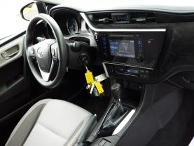 2019 TOYOTA COROLLA SEDAN - AUTOMATIC - Dart Auto Group