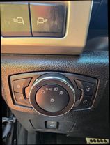 2017 Ford F350 Super Duty Crew Cablariat Pickup 4d 8 Ft - Image 22