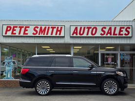 2019 Lincoln Navigatorreserve Sport Utility 4d - Image 2