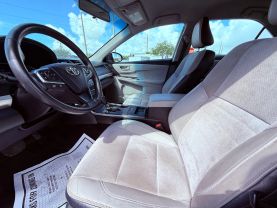 2017 TOYOTA CAMRY
