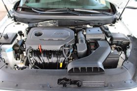 2018 Hyundai Sonata - Image 12