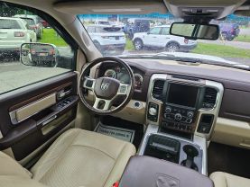 2016 RAM 1500 CREW CAB