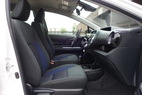 2018 TOYOTA PRIUS C HATCHBACK 4-CYL, HYBRID, 1.5 LITER TWO HATCHBACK 4D